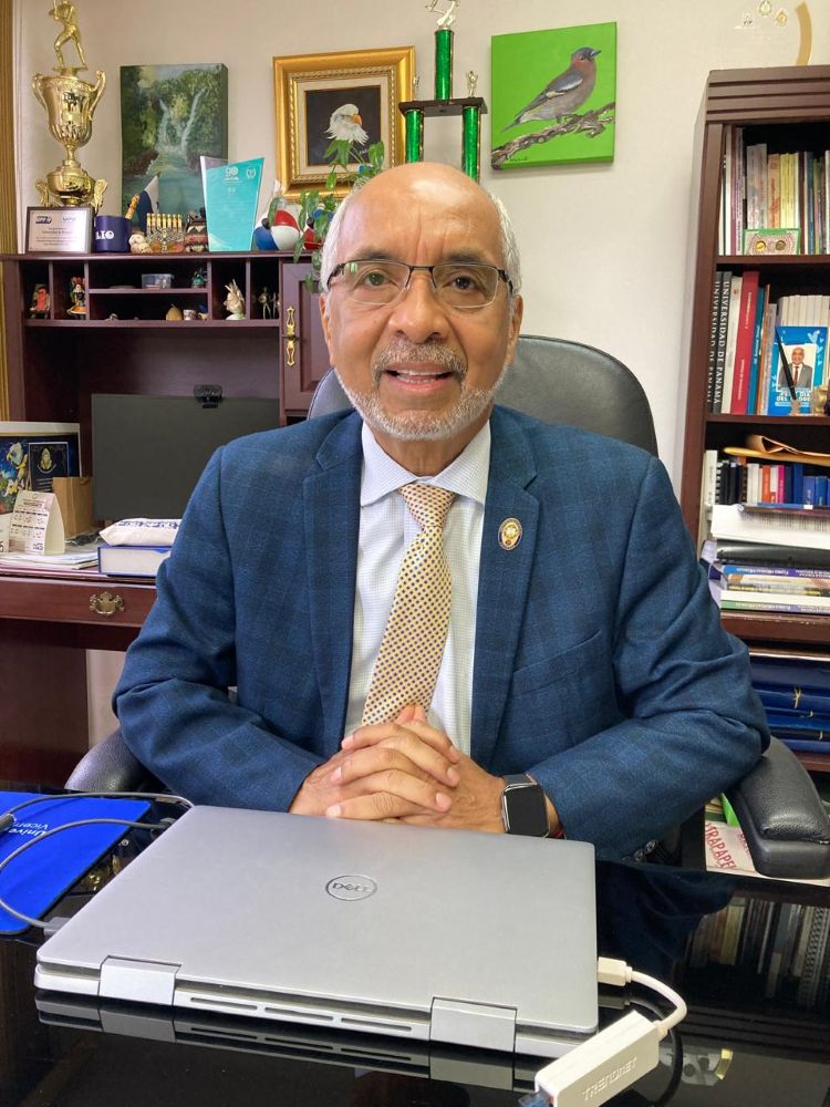 Dr. José Emilio Moreno