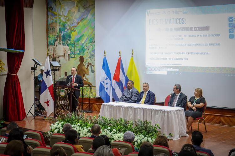 Inauguración de congreso CRUV