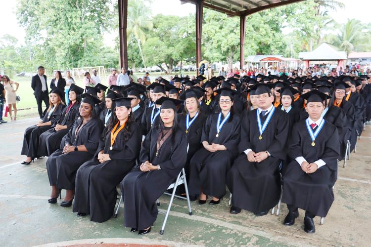 Grupo Darien gradución 2023-2024