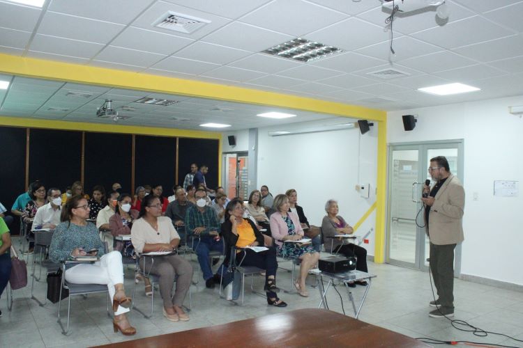 expositor Jorge Pérez rivera 