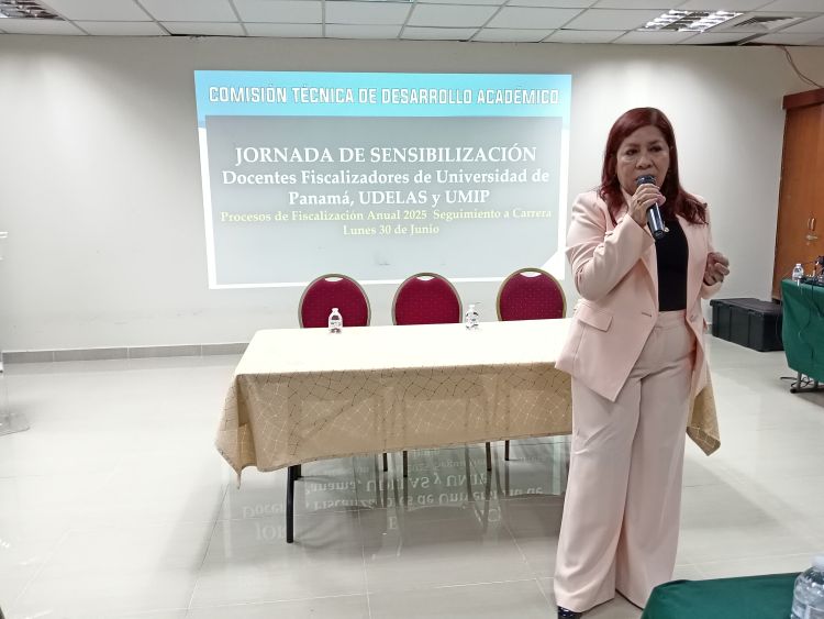 Dra. Nilsa Morales, directora de Fiscalización en la Comisión Técnica de Desarrollo Académico.