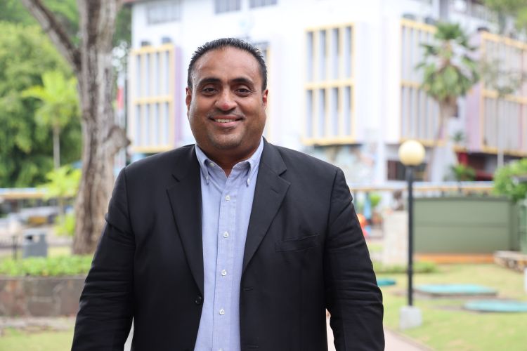 2-	Jorge González, abogado de la Defensoría de los Derechos de los Universitarios.