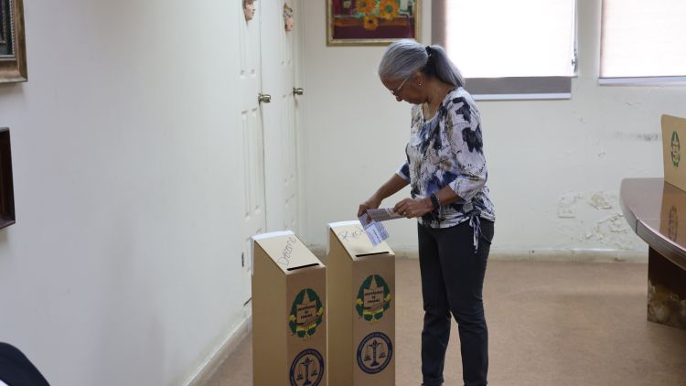 administrativa 2026 elecciones 