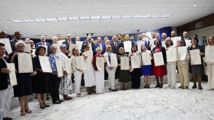 Credenciales decanos y directores 2026-2031