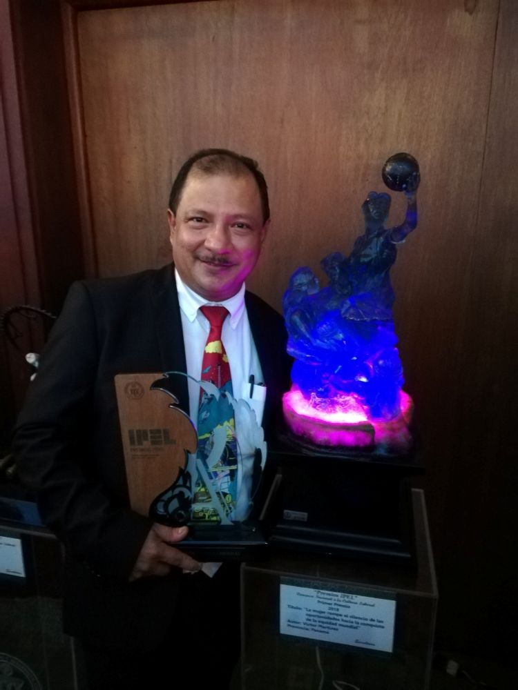 victor martinez