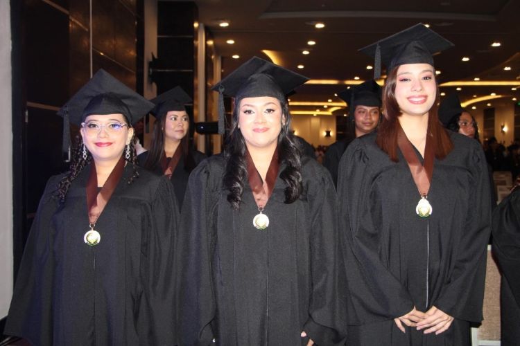 Primeros puestos FCE