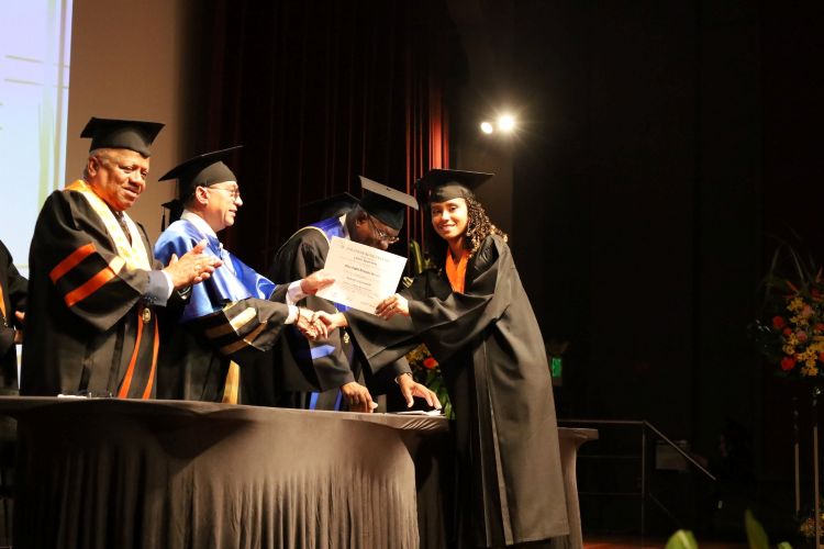 fca graduación 2025