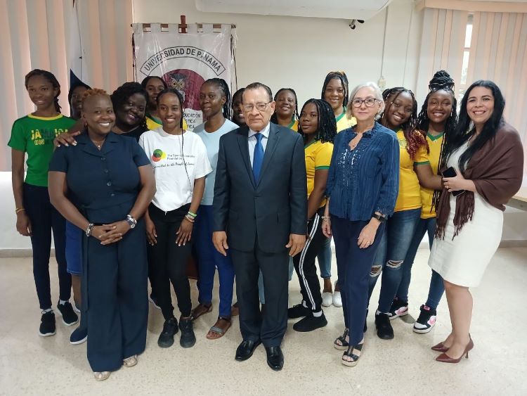 Jamaica y humanidades 