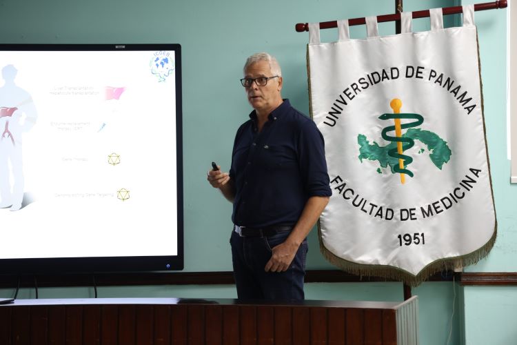 Dr. Andrés Muro