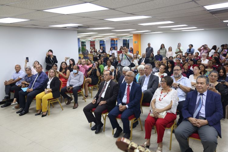 asistentes de memorial changmarin 