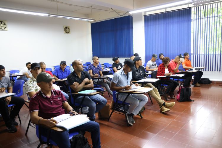 explosivos cursos policías 
