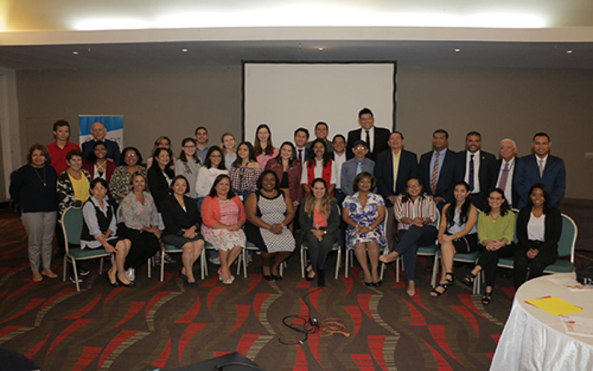 Ing. Michael O’Rourke, Ing. Violetta Cumberbatch, Dr. Jorge A. Motta, Dra. Melanie Fedri y Lic. Sasha Gerhadson / SENACYT