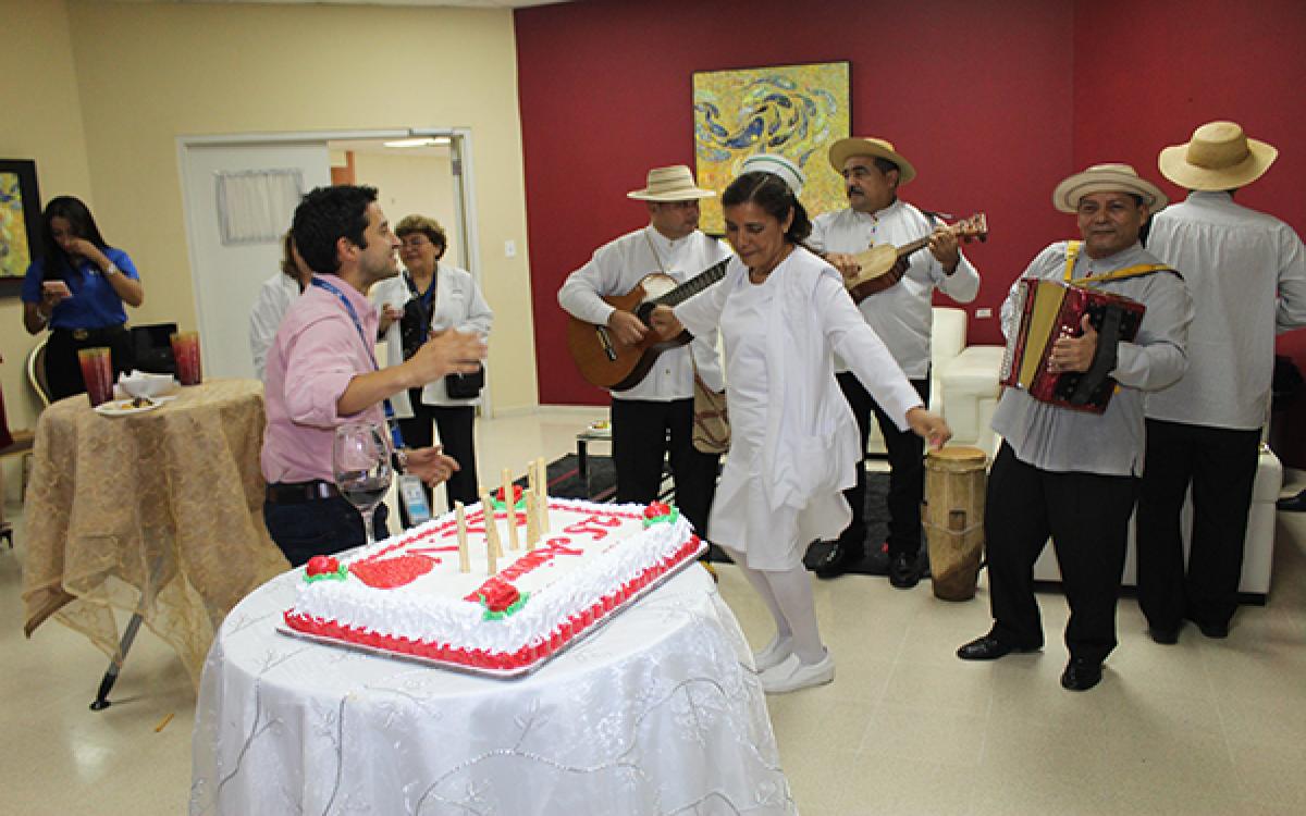 Orquesta los Juglares en el HST 