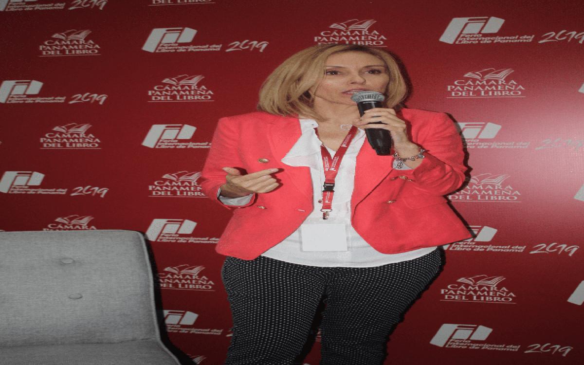 María McReddie/Escritora Argentina 