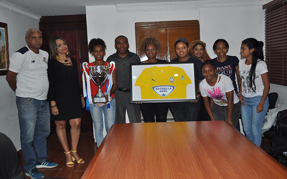 Trofeo de futbol Femenino