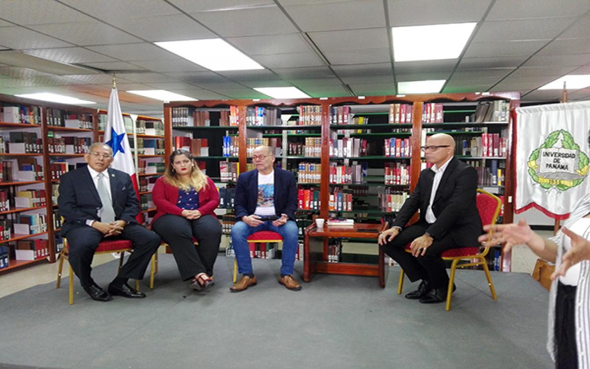 Mgtr. Raymundo Gurdián, Magister Catherine Muñoz,Arquitecto Álvaro Uribe y Dr Luis Pulido Ritter 