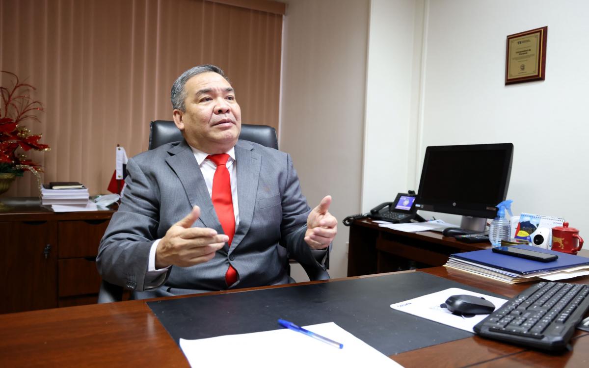 Magíster Ricardo Him, vicerrector de Extensión