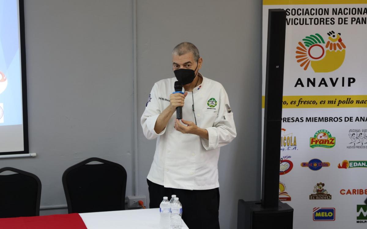 CHEF JUAN PERAZA EXPONE SOBRE SOBRE EL CONSUMO DE LA CARNE DE POLLO